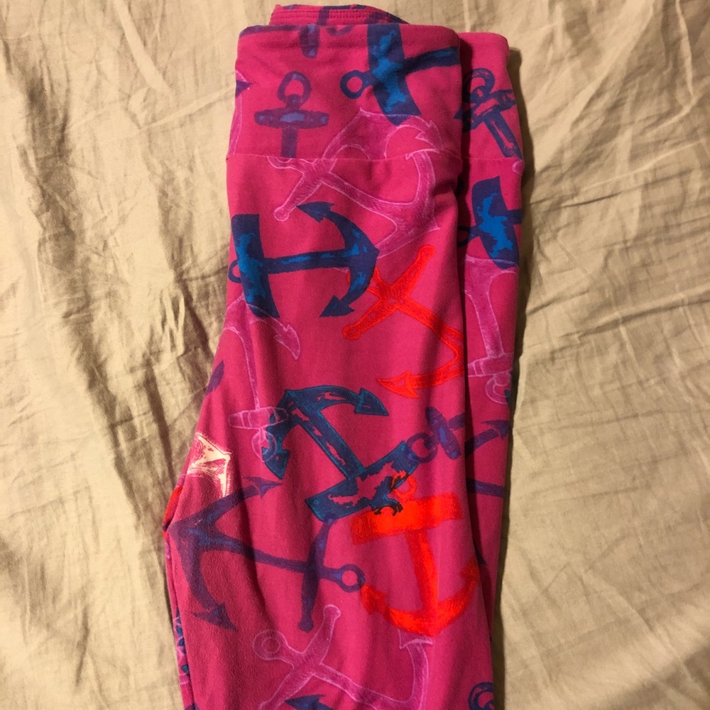 Pink Anchors OS